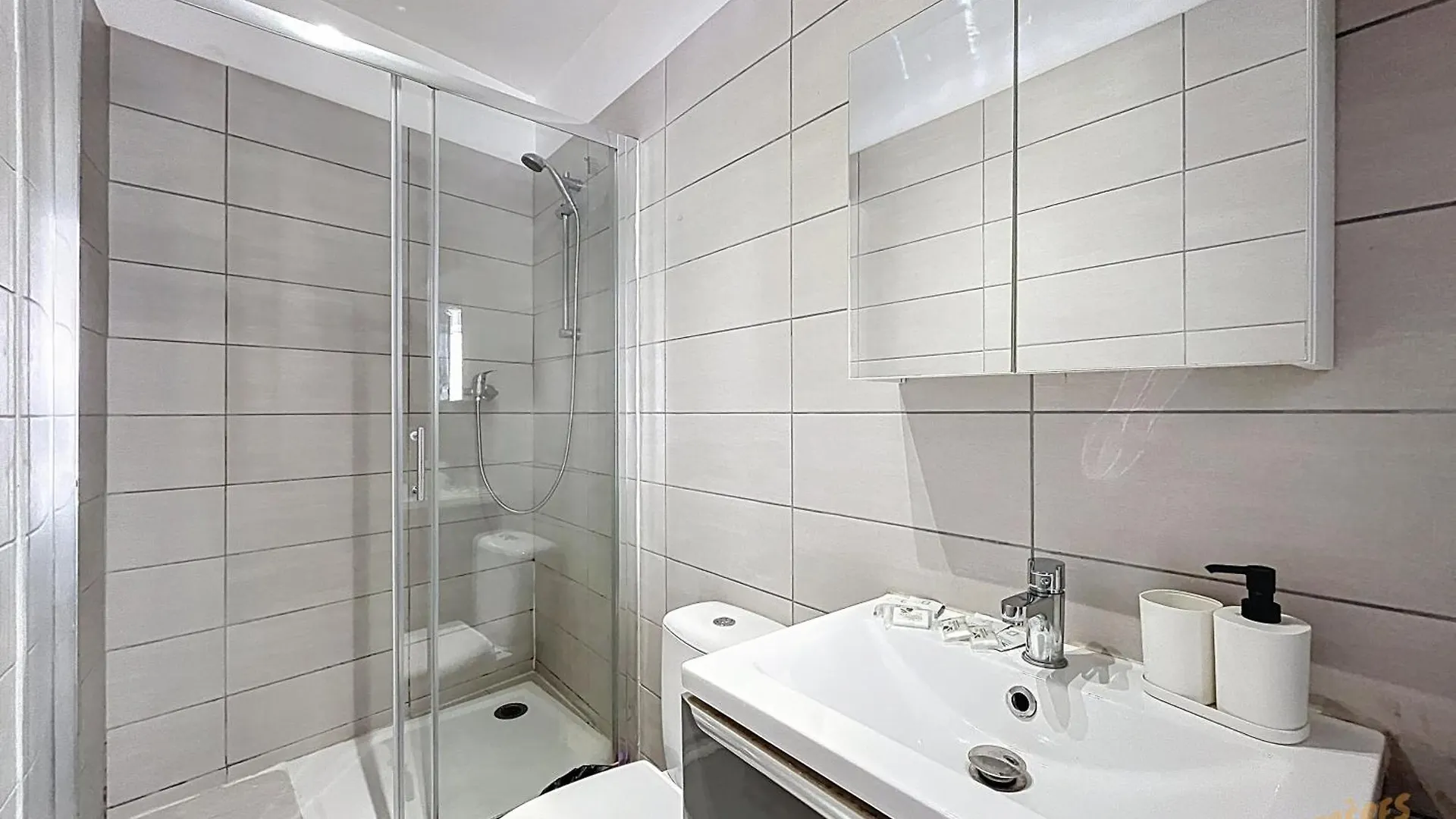 Studio Lumineux A Deux Pas Du Vieux-Port - Les Freres De La Loc' 马赛